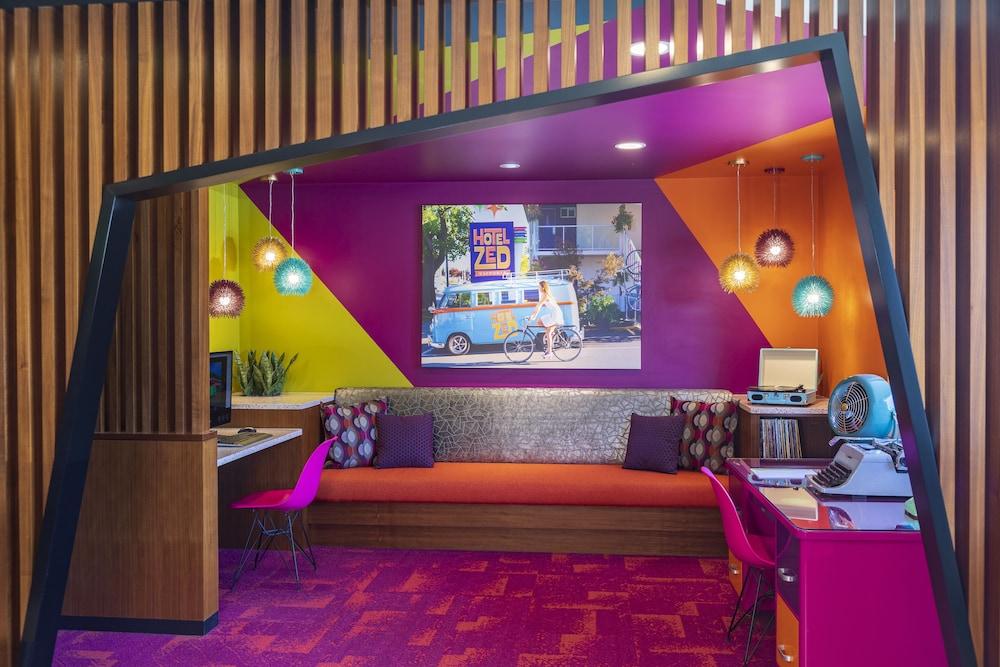 Accent Inns Vancouver Airport Ричмонд Экстерьер фото