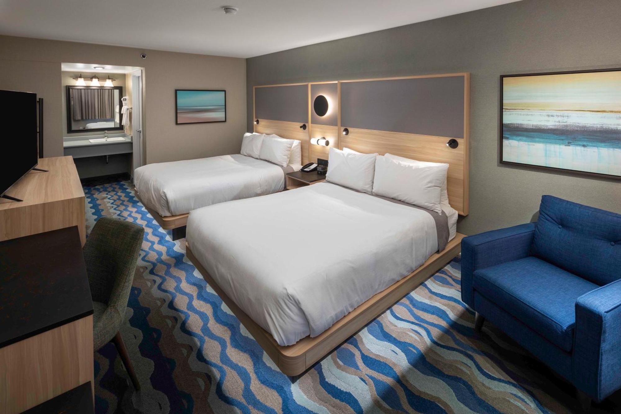Accent Inns Vancouver Airport Ричмонд Экстерьер фото